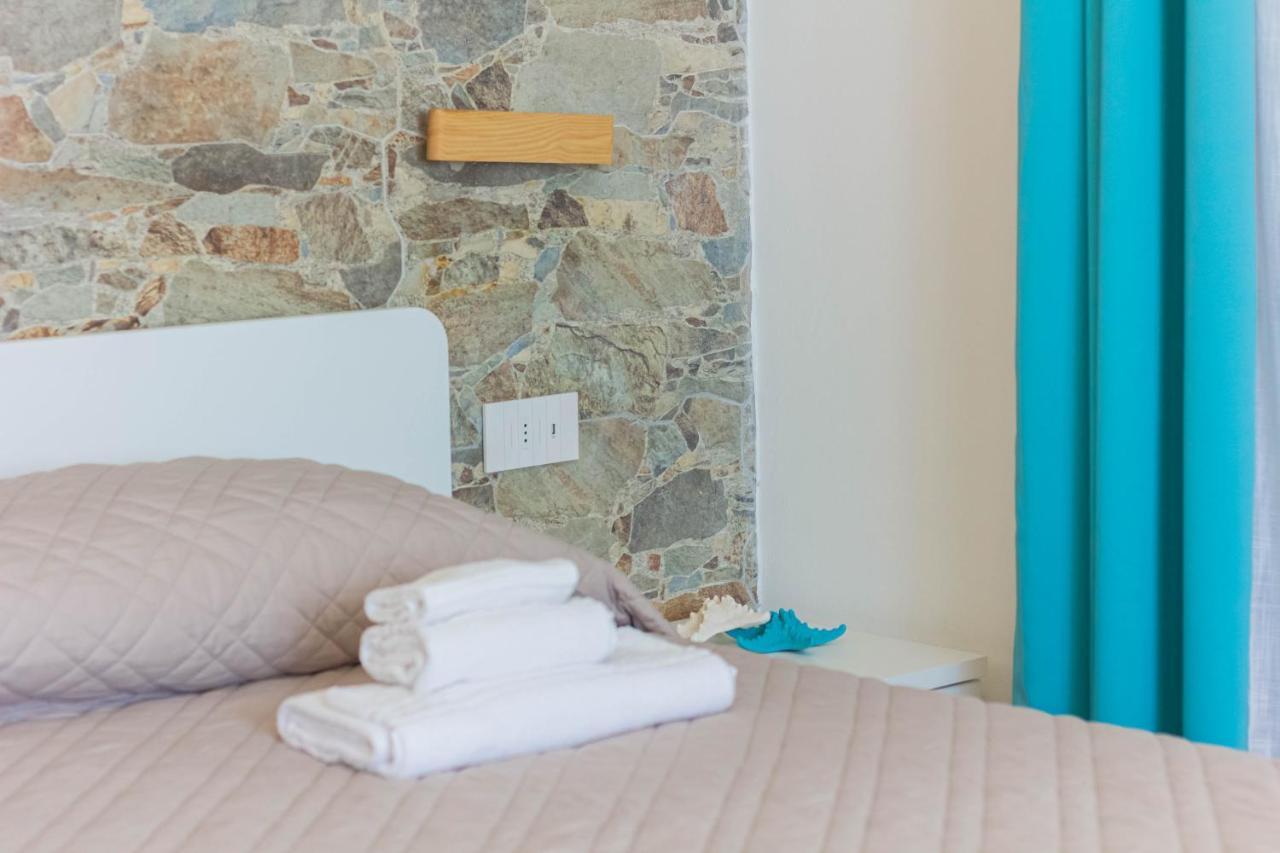 Roccabianca Rooms & Studios Stintino Exterior foto